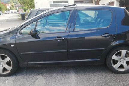 Peugeot 307 141.500 km 2.666 € Bad Feilnbach 83075