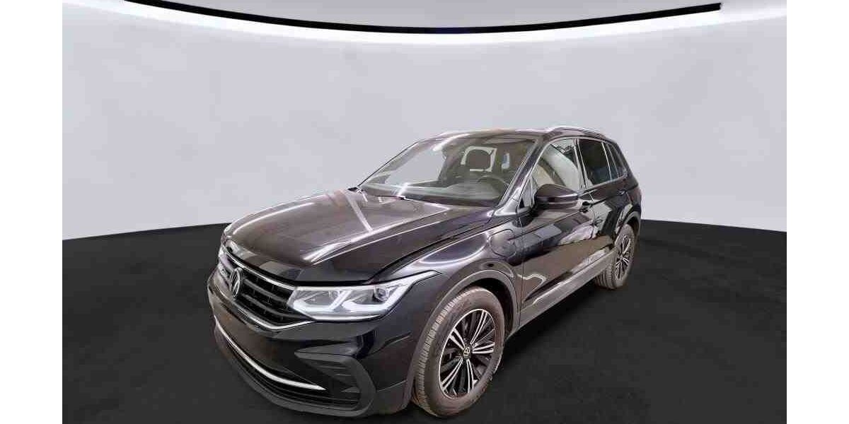 VW Tiguan 98.000 km 24.560 &euro; Bad Langensalza 99947