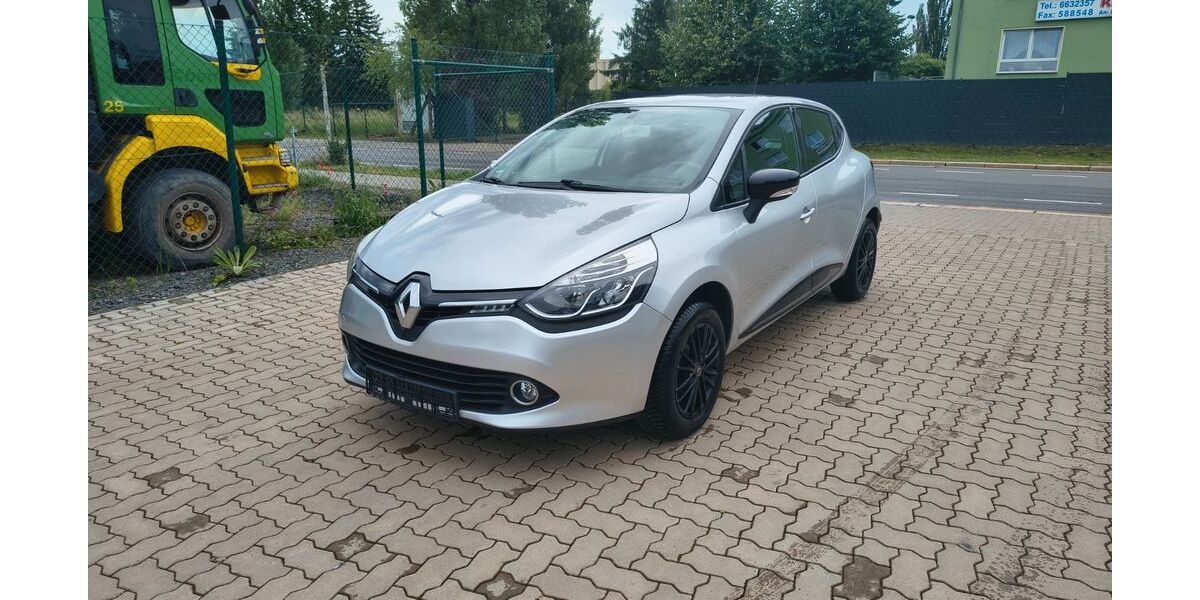 Renault Clio 128.487 km 4.999 &euro; Halberstadt 38820