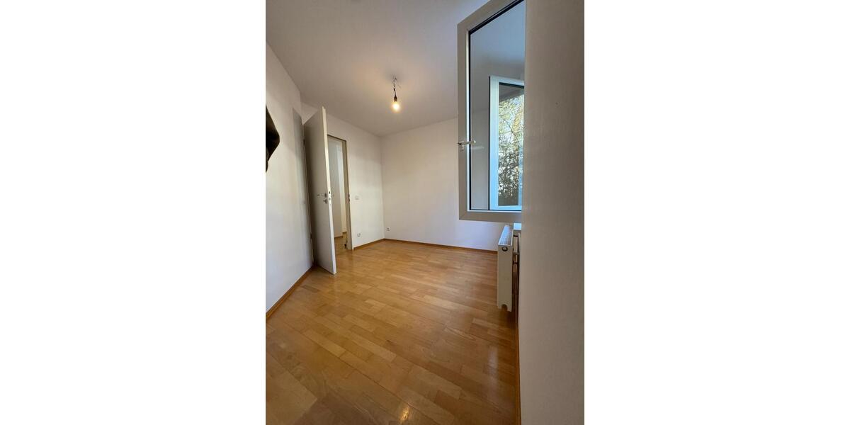 Erdgeschoßwohnung München Thalkirchen-Obersendling-Forstenried-Fürstenried-S - 3 Zimmer, 66 m&sup2;, 585.000&euro; | Angebot:26126576