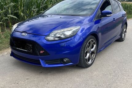 Ford Focus 178.000 km 9.500 € Langenburg 74595