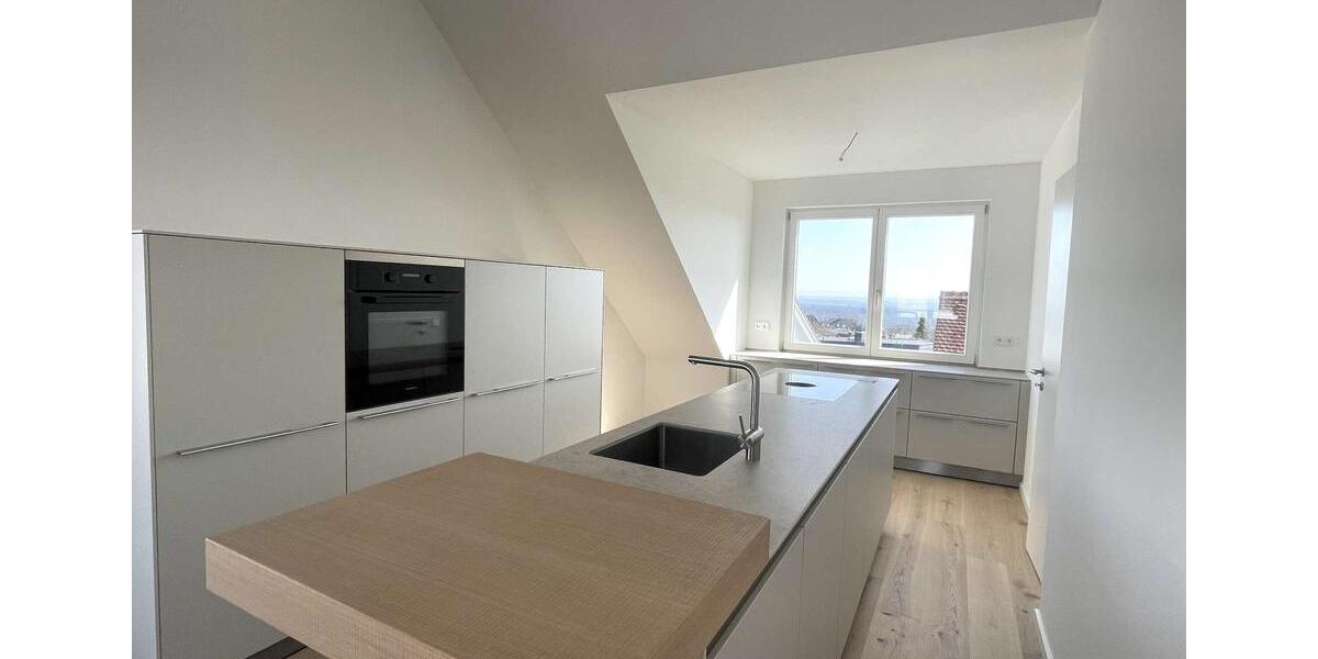 Dachgeschoßwohnung Frankfurt am Main Bergen-Enkheim - 3 Zimmer, 123 m&sup2;, 2.590&euro; | Angebot:25538249