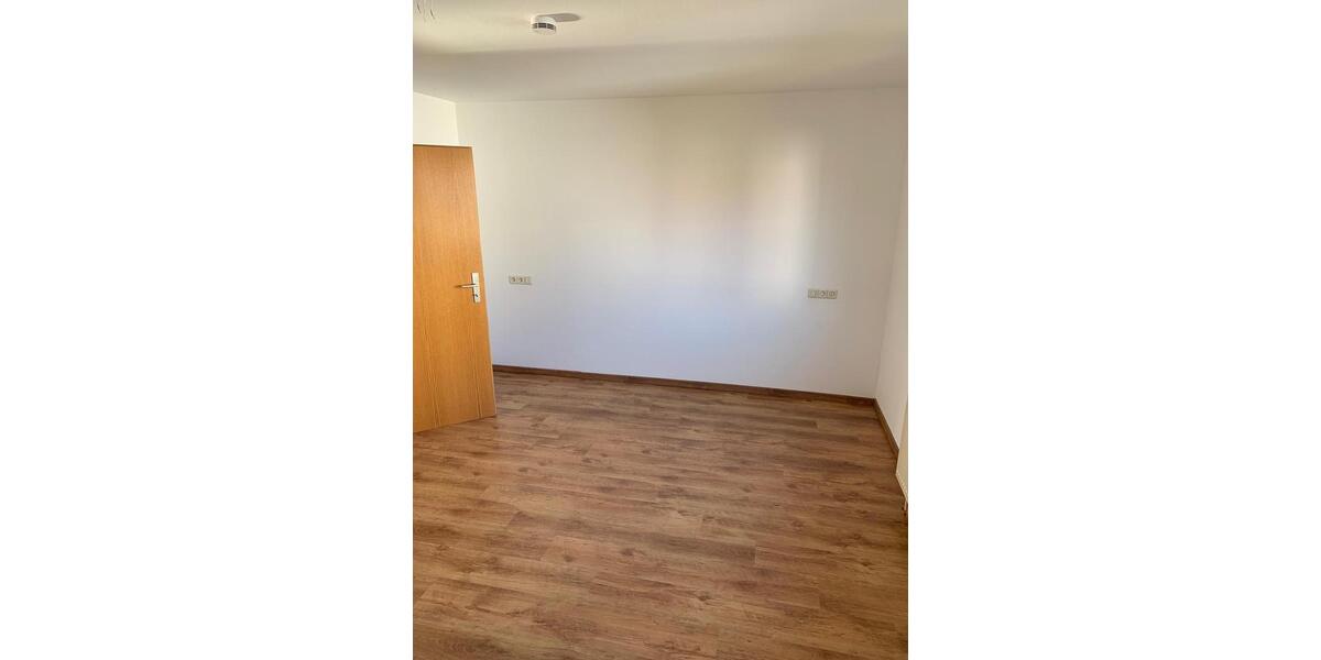 Doppelhaushälfte Heiningen - 4.5 Zimmer, 120 m&sup2;, 1.550&euro; | Angebot:25045036