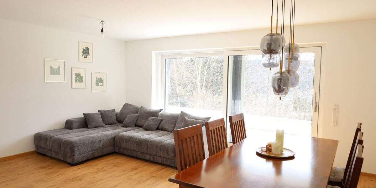 Etagenwohnung Albstadt Ebingen - 3 Zimmer, 118 m&sup2;, 388.000&euro; | Angebot:25836414