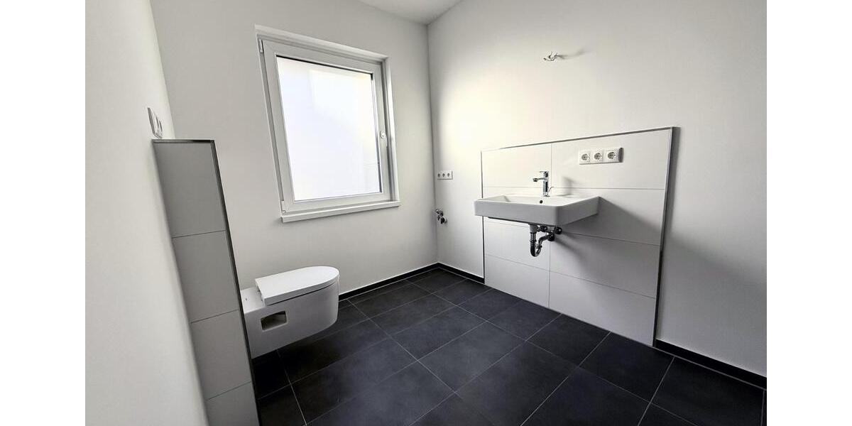 Erdgeschoßwohnung Oldenburg Alexandersfeld - 2.5 Zimmer, 60 m&sup2;, 885&euro; | Angebot:25394994