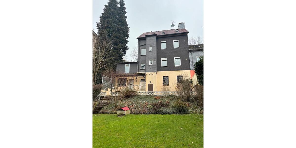 Doppelhaushälfte Solingen - 7 Zimmer, 166 m&sup2;, 290.000&euro; | Angebot:25048887
