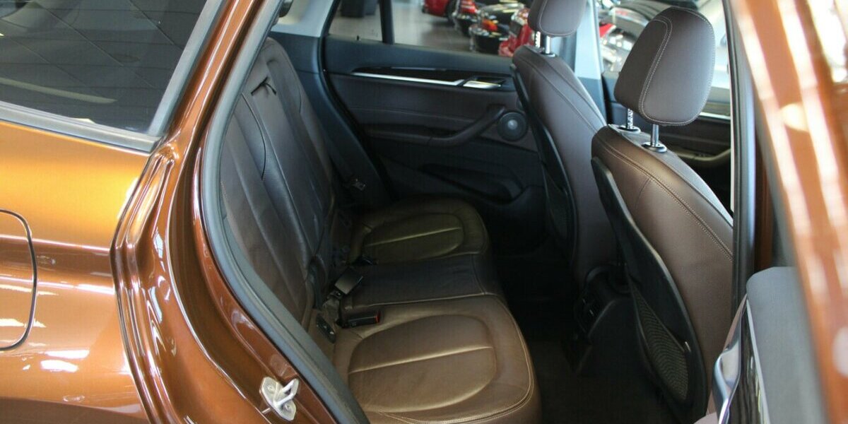 BMW X1 xDrive20i Aut.xLine 103.250 km 17.980 &euro; Euskirchen 53881