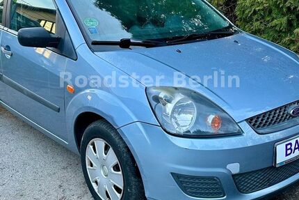 Ford Fiesta 89.778 km 2.300 &euro; Berlin 12683