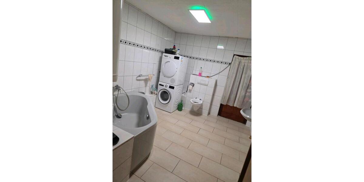 Mehrfamilienhaus, Wohnhaus Gernsbach - 14 Zimmer, 328 m&sup2;, 370.000&euro; | Angebot:26196900