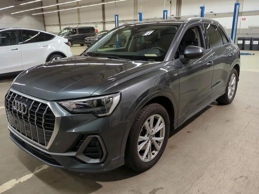 Audi Q3 160.000 km 25.500 € München 80939