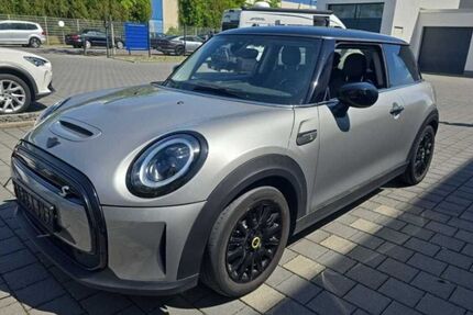 Mini Cooper SE 32.312 km 19.990 &euro; Halle Westfalen 33790