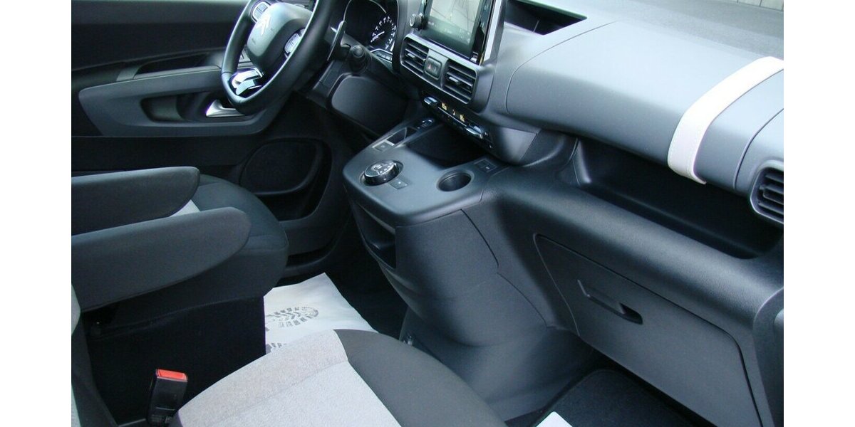 Citroen Berlingo 1.2 Turbo130 Shine M Kamera 180º 13.167 km 24.980 &euro; Falkensee 14612