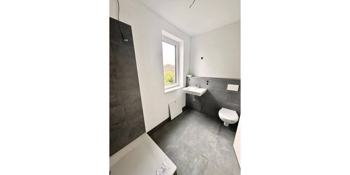 Reihenmittelhaus Bad Segeberg - 5 Zimmer, 104 m&sup2;, 1.700&euro; | Angebot:25536128