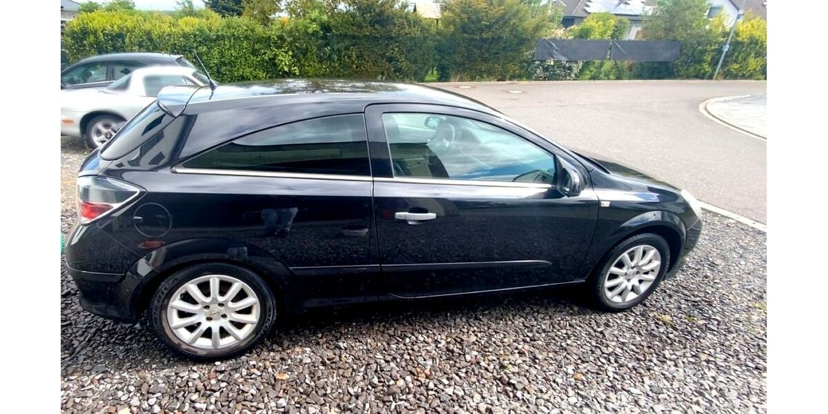 Opel Astra 156.000 km 3.800 &euro; Asbach 53567