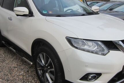 Nissan X-Trail 188.500 km 10.900 &euro; Hamburg 22147