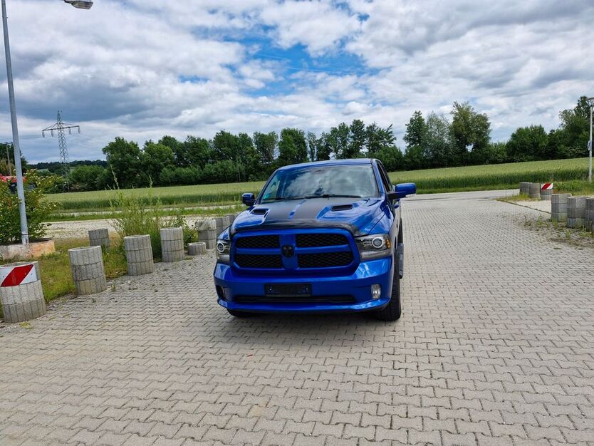 Dodge RAM 99.700 km 32.900 € Weng 84187