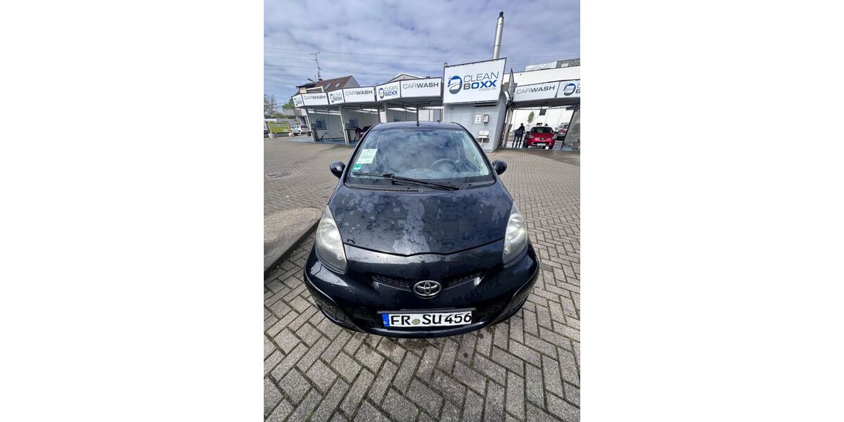 Toyota Aygo (X) 188.900 km 2.400 &euro; Freiburg 79104