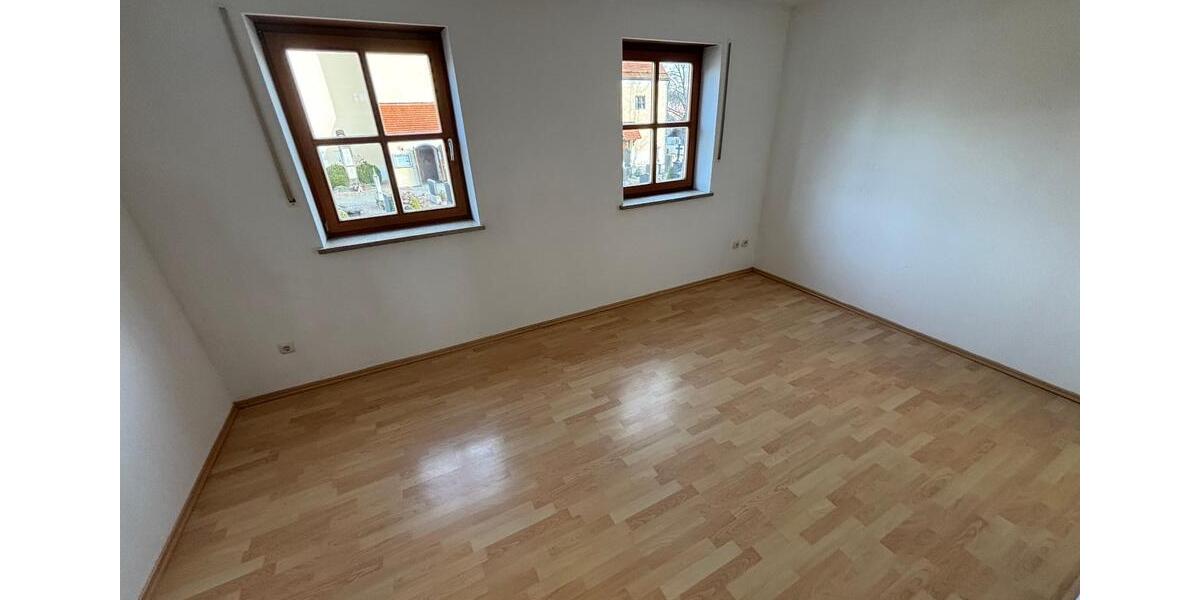 Reihenhaus Egling - 7 Zimmer, 161 m&sup2;, 2.000&euro; | Angebot:24222960