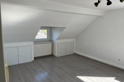 Gemütliche 2-Zimmer-Dachgeschoßwohnung