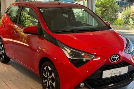 Toyota Aygo (X) 66.740 km 12.870 &euro; Sonthofen 87527