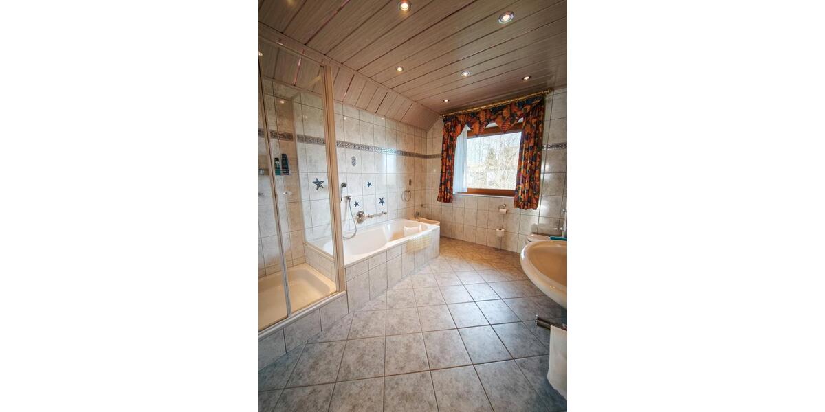 Mehrfamilienhaus, Wohnhaus Mehren - 8 Zimmer, 258 m&sup2;, 529.000&euro; | Angebot:26993396
