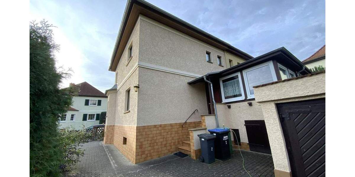 Doppelhaushälfte Saalfeld - 5 Zimmer, 98 m&sup2;, 195.000&euro; | Angebot:25732021
