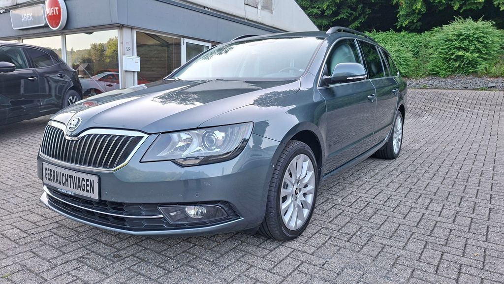 Skoda Superb 112.344 km 14.999 &euro; Plettenberg-Lettmecke 58840