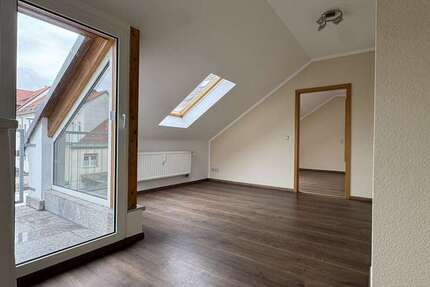 Haus zum Mieten in Glauchau 410 € 78 m²