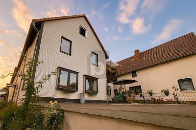 ZWEI WOHNEINHEITEN - VIELE MÖGLICHKEITEN - Haus Duderstadt | Angebot:27145280