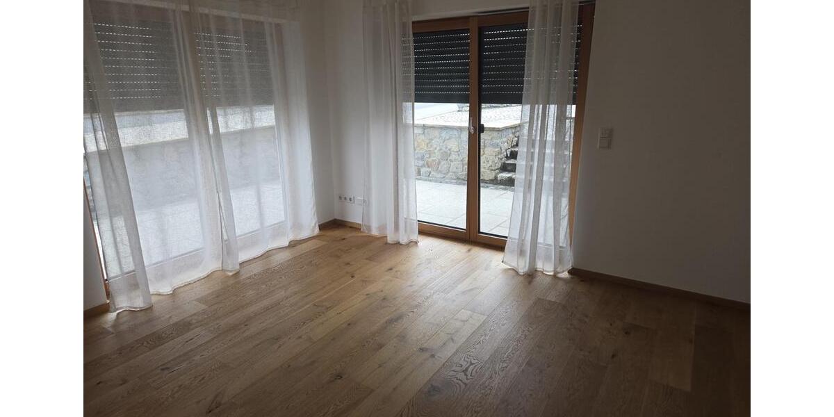 Erdgeschoßwohnung Neuhaus am Inn - 3 Zimmer, 84 m&sup2;, 790&euro; | Angebot:26112471