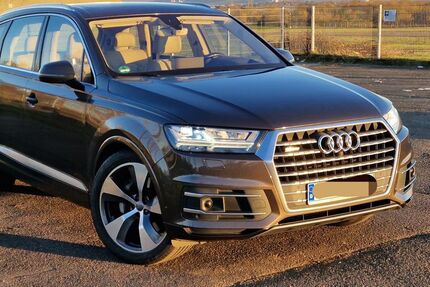 Audi Q7 120.000 km 34.000 € Ludwigsburg 71638