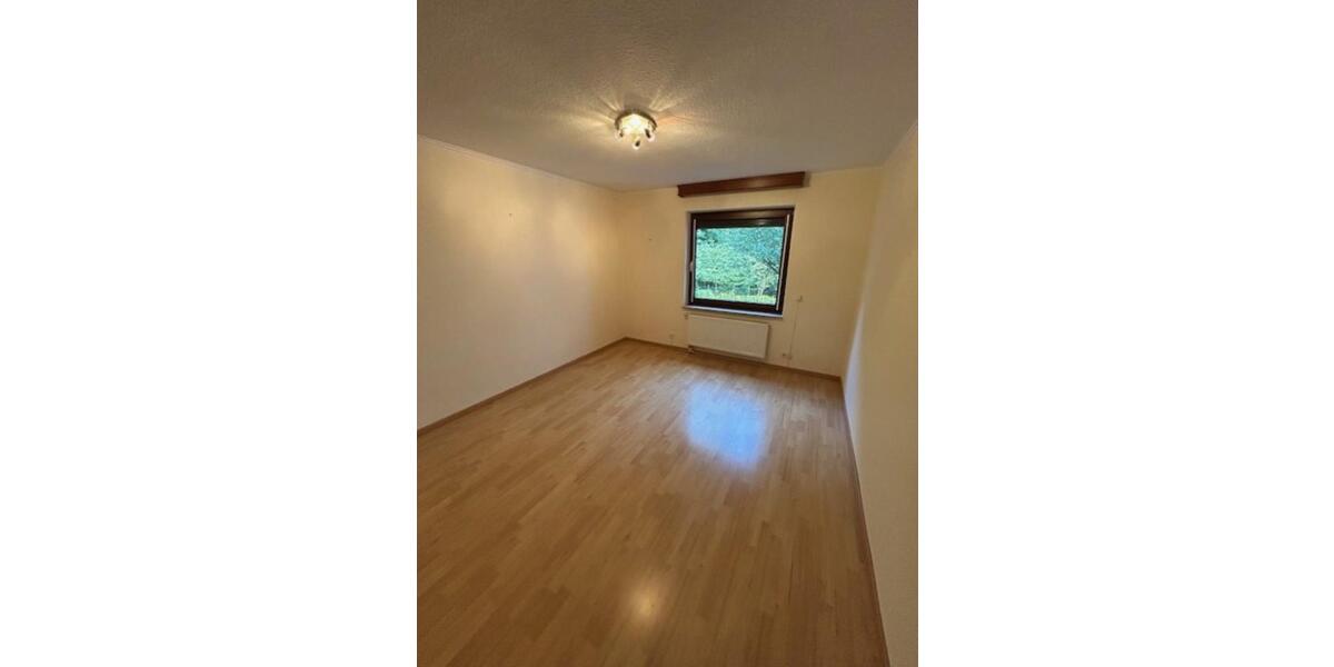 ETW im 1. OG - keine Maklerkosten - Einzugsbereit 4 zimmer