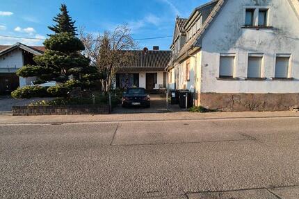 Einfamilienhaus mit Viel Platz und Bauplatz 4 zimmer