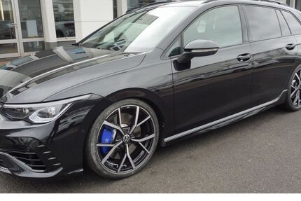 VW Golf 9.872 km 46.990 € Heilbad Heiligenstadt 37308