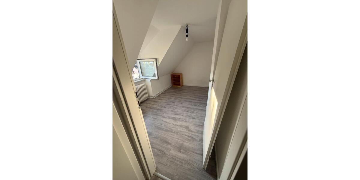 Reihenhaus Garbsen - 3 Zimmer, 73 m&sup2;, 1.200&euro; | Angebot:26385958