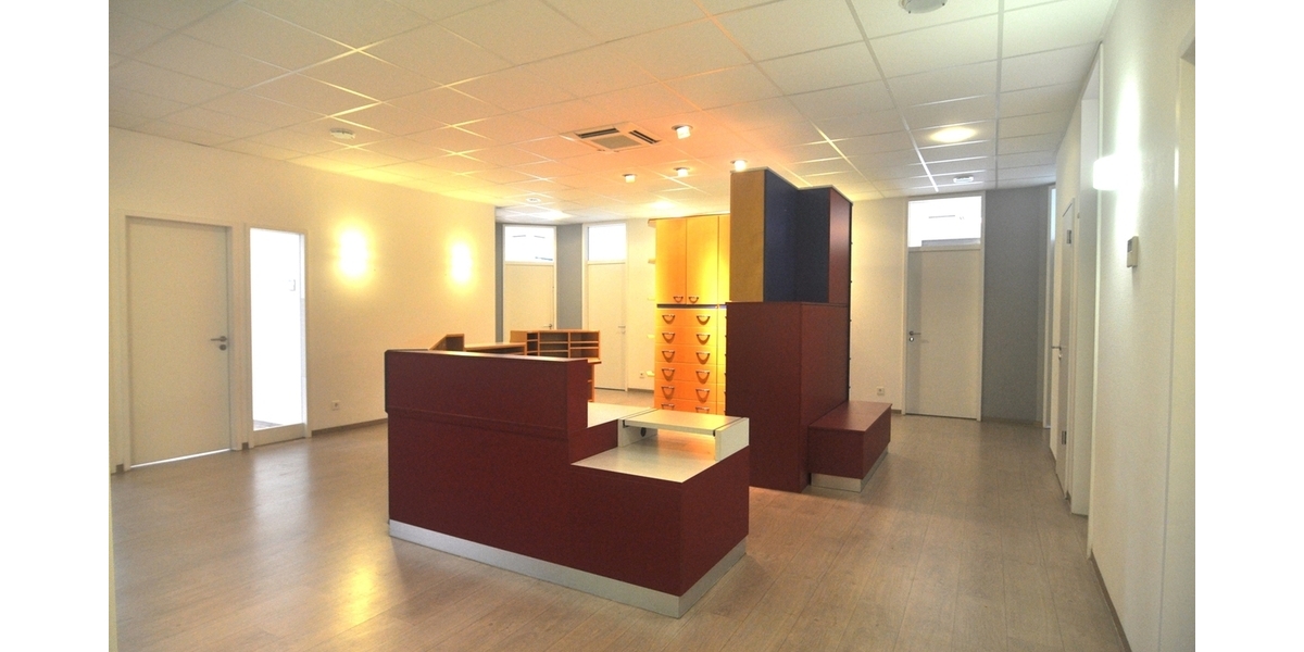 Praxisfläche mit Penthouse-Feeling im Ärztehaus - Gewerbeobjekt Königstein | Angebot:26339473
