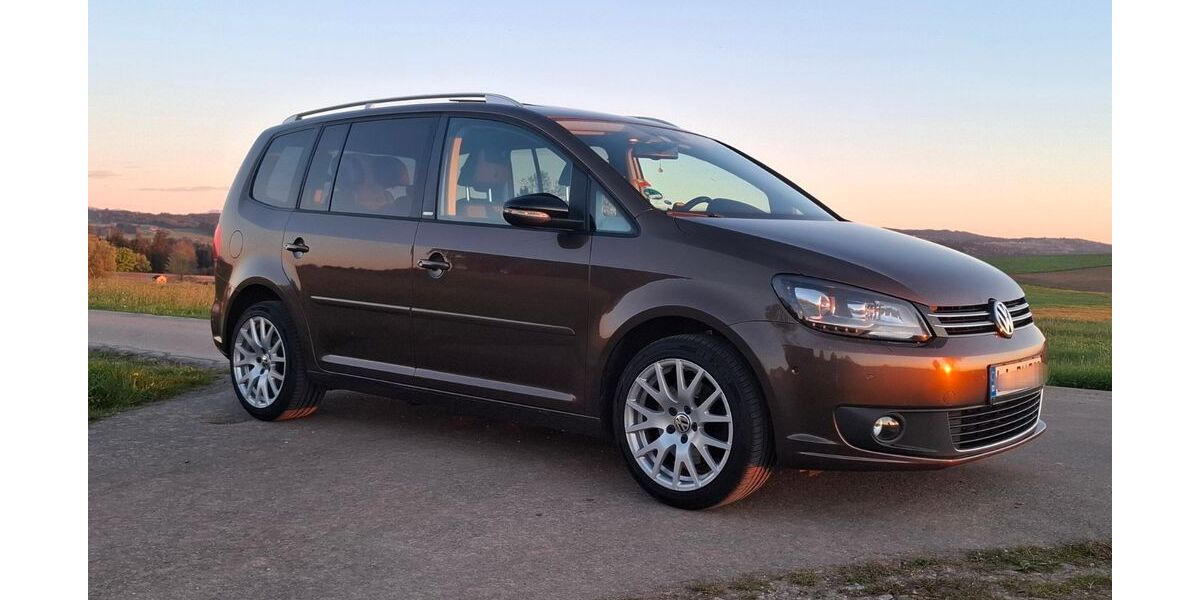 VW Touran 242.000 km 6.300 &euro; Hergatz 88145