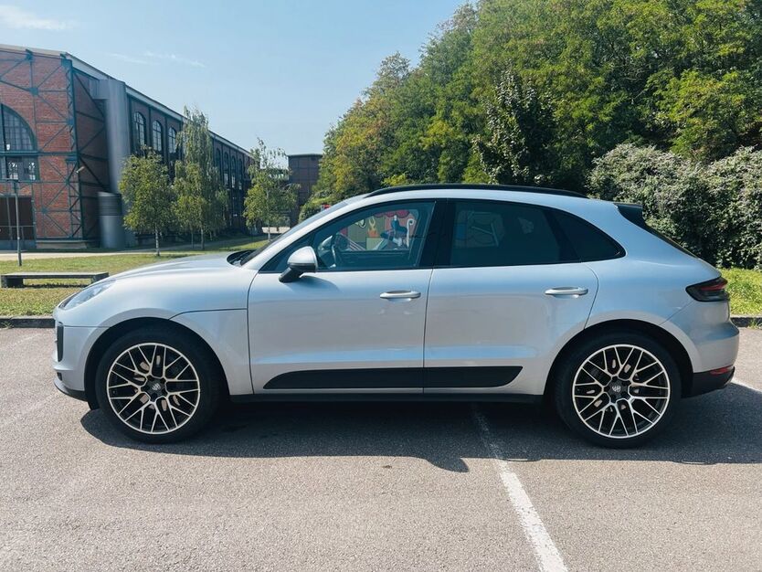 Porsche Macan 67.000 km 63.900 € Saarbrücken 66119