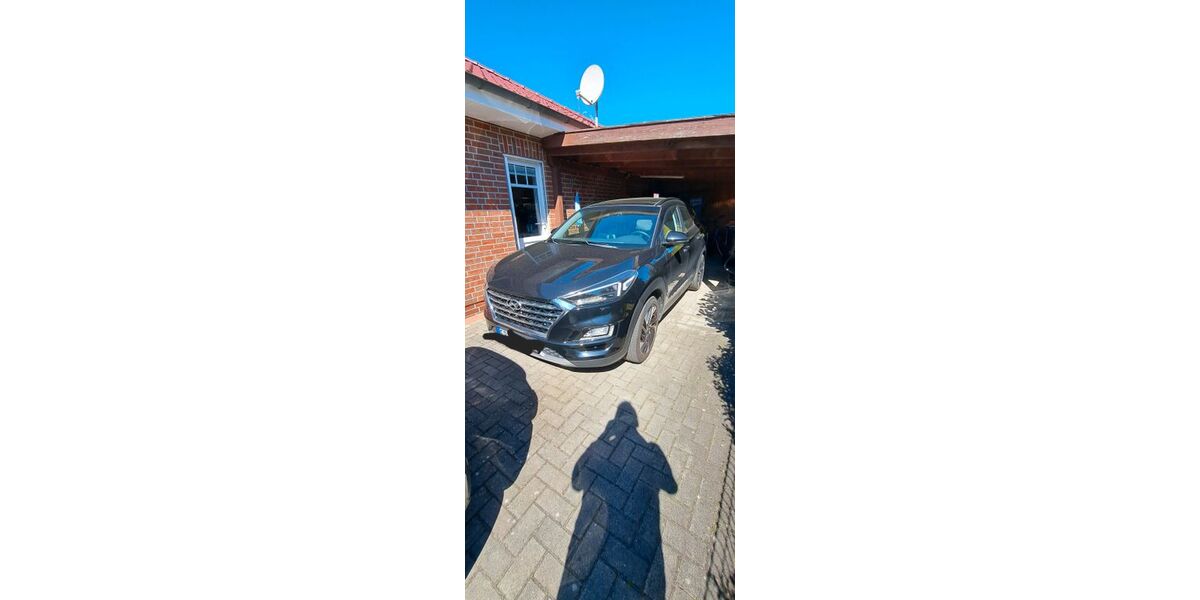 Hyundai TUCSON 62.000 km 19.900 &euro; Bockhorn 26345