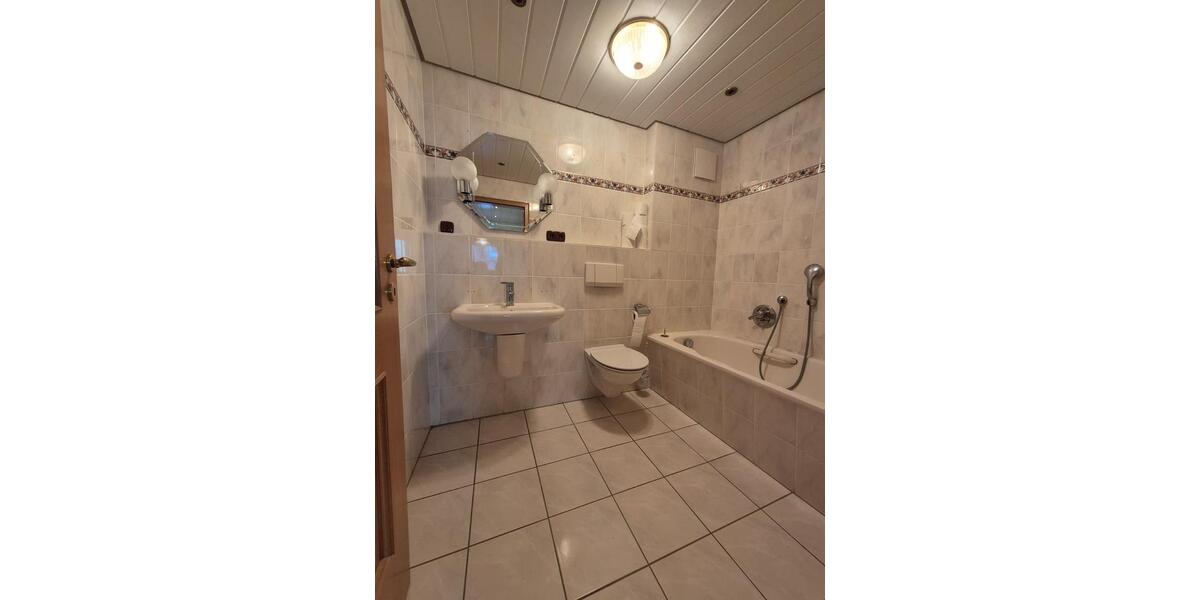 Erdgeschoßwohnung Cochem - 3 Zimmer, 74 m&sup2;, 245.000&euro; | Angebot:25561246
