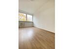 ***ERSTBEZUG NACH SANIERUNG – FAMILIEN AUFGEPASST*** Sehr helle 3-Zimmer-Wohnung mit Balkon***