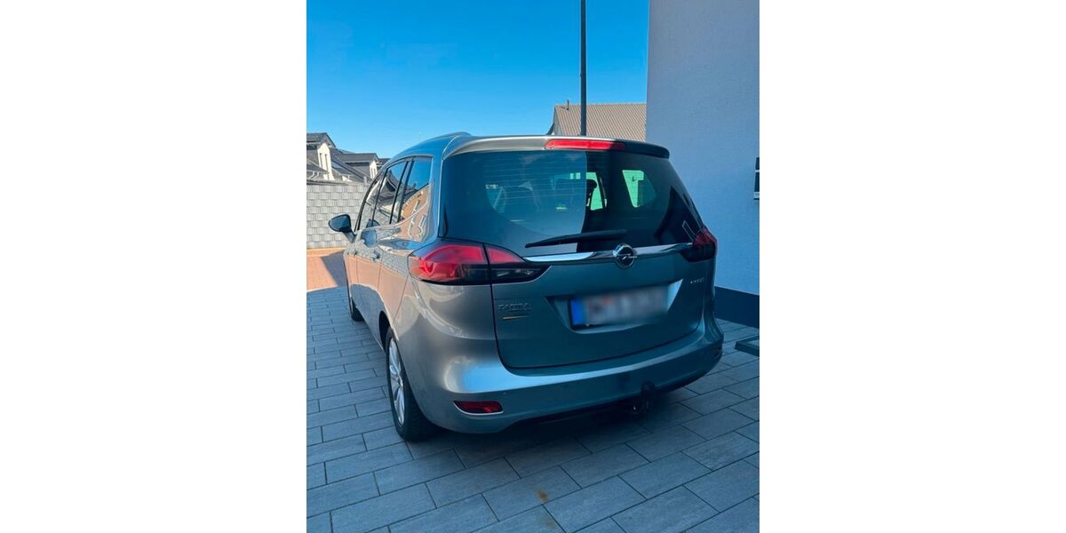 Opel Zafira Tourer 161.000 km 7.100 &euro; Essen 45359
