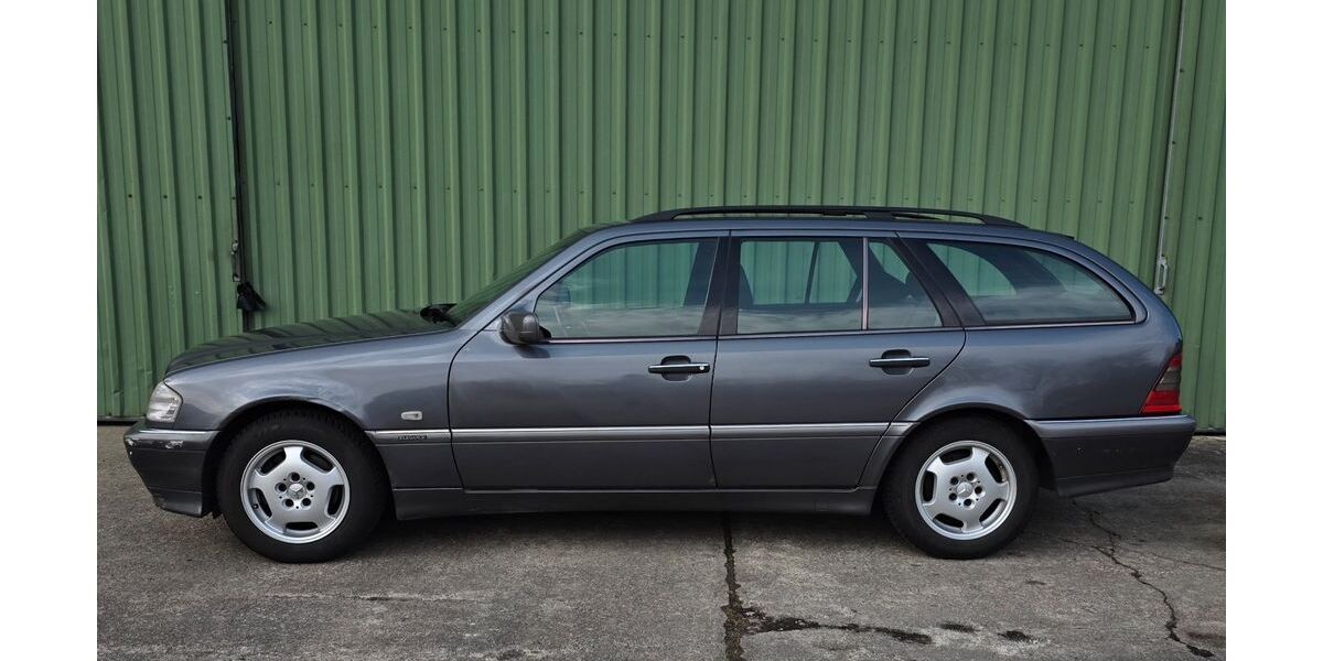 Mercedes-Benz C 250 286.000 km 3.950 &euro; Rausdorf 22929