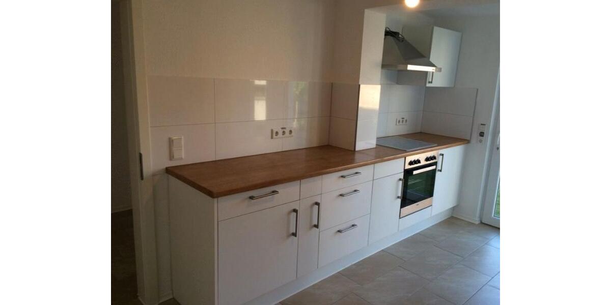 Neuwertige 2,5-Zimmer-Wohnung mit großer Terrasse u. Einbauküche zimmer