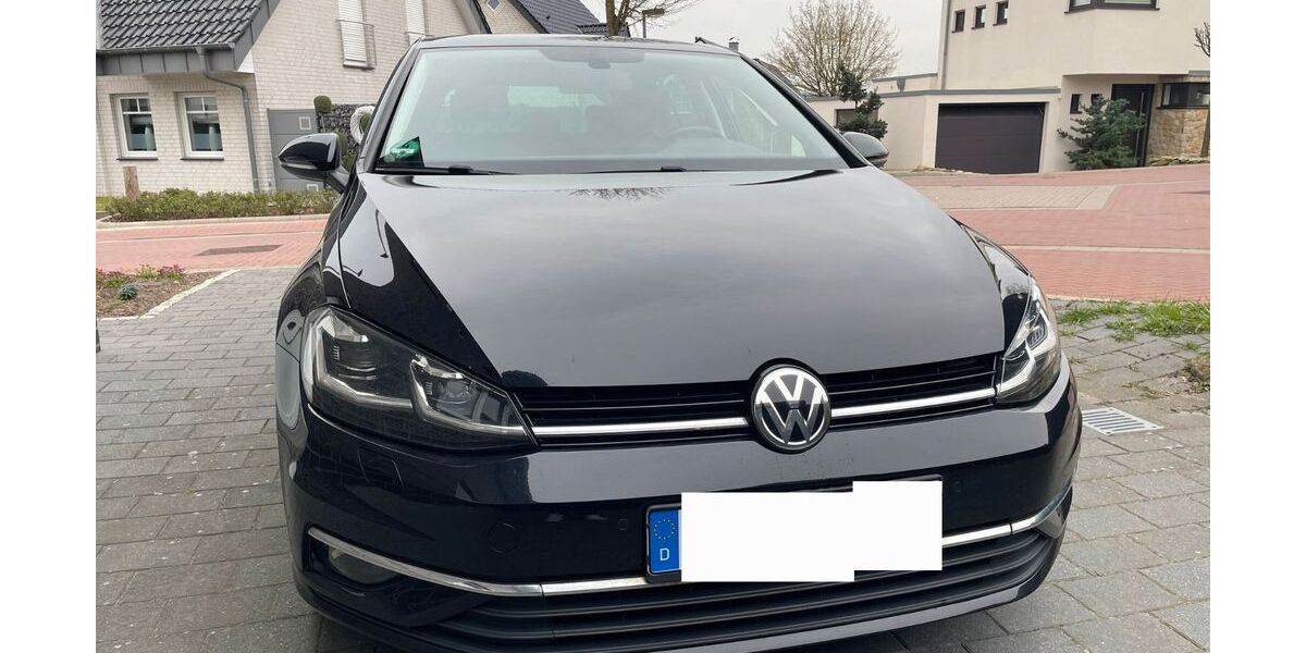 VW Golf 157.450 km 9.500 &euro; Rheine 48431