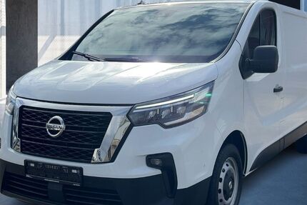 Nissan Primastar 54.009 km 21.990 &euro; Hamburg 20537