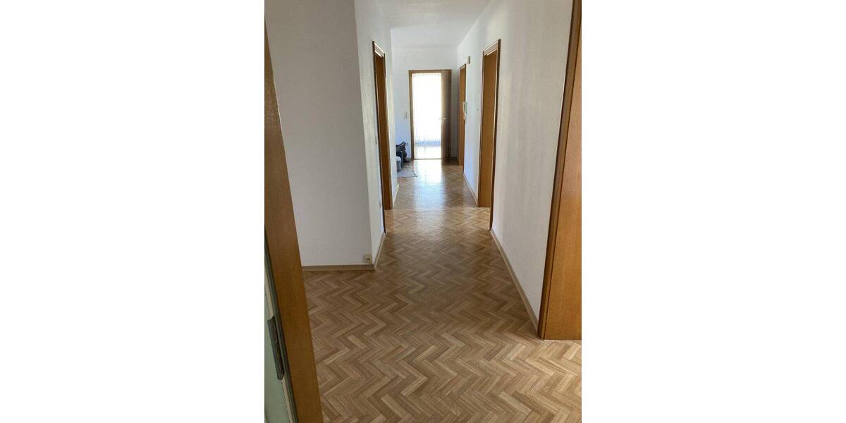 Etagenwohnung Bayern - Eichstätt - Landershofen Landershofen - 4 Zimmer, 93 m&sup2;, 810&euro; | Angebot:26805545