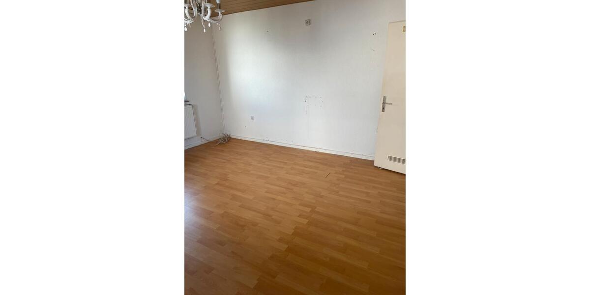 Etagenwohnung Bebra - 1 Zimmer, 50 m&sup2;, 650&euro; | Angebot:25422460