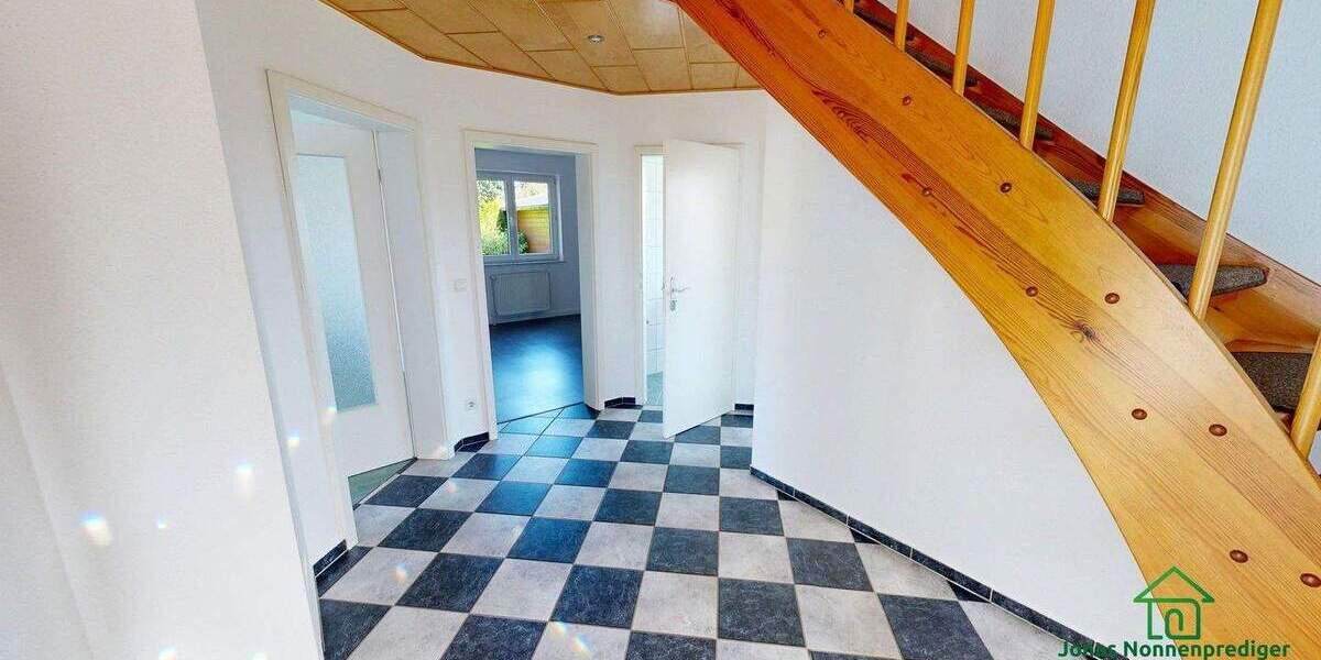 Einfamilienhaus Pampow - 5 Zimmer, 120 m&sup2;, 385.000&euro; | Angebot:25716251