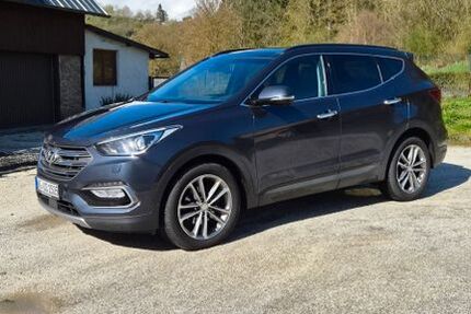 Hyundai SANTA FE 147.000 km 12.900 &euro; Brechen 65611